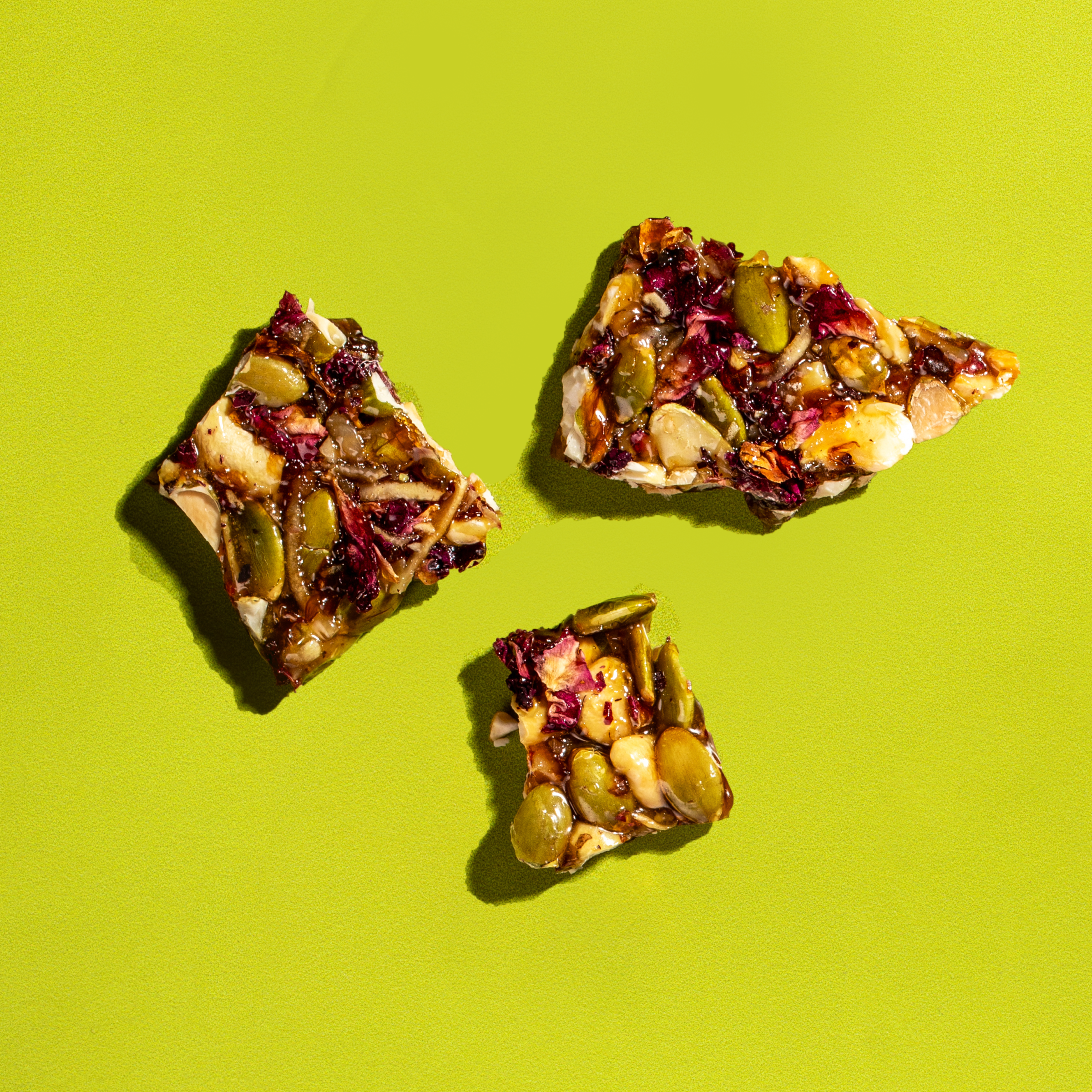 Cashew & Gulkand Chikki