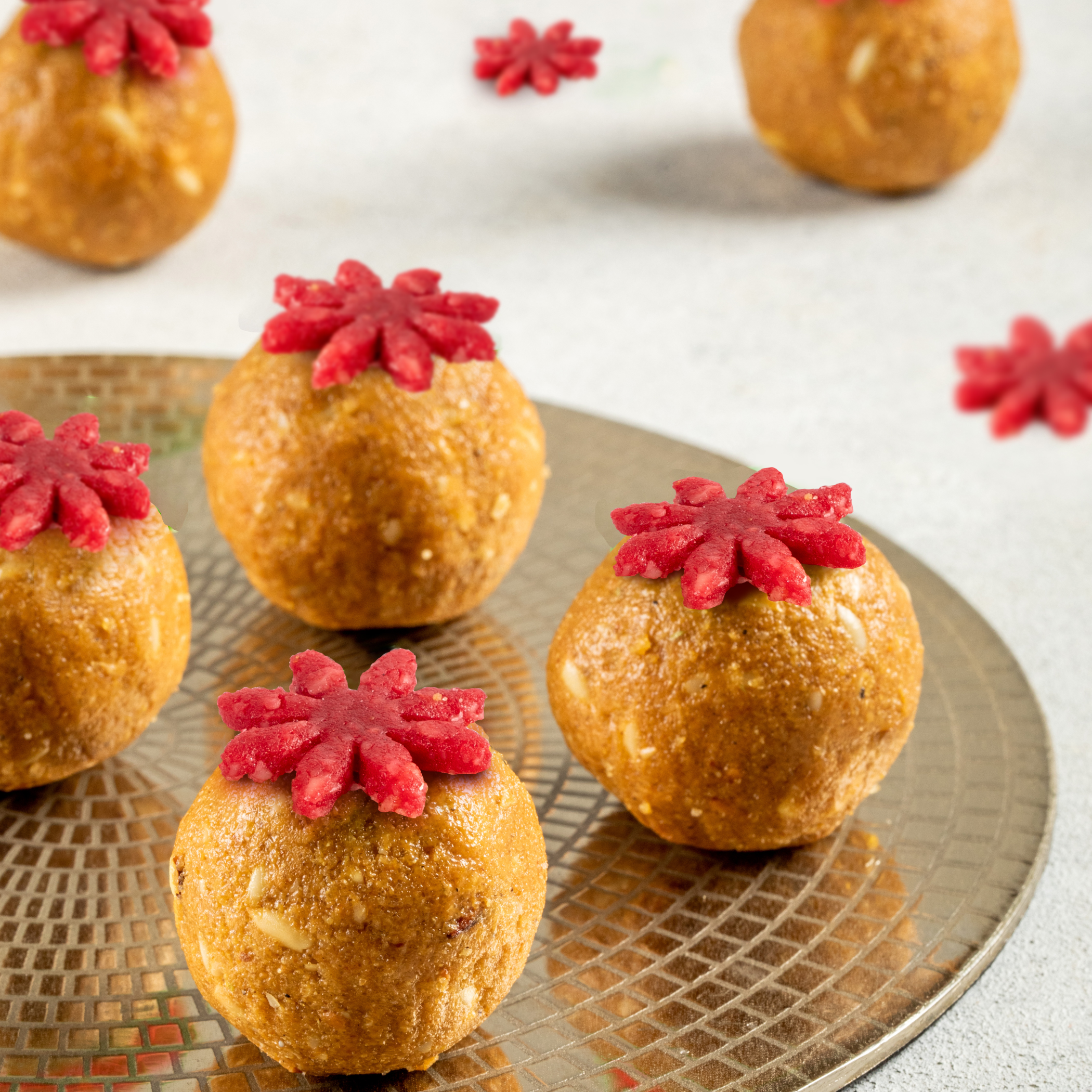 Jaggery Besan Laddu