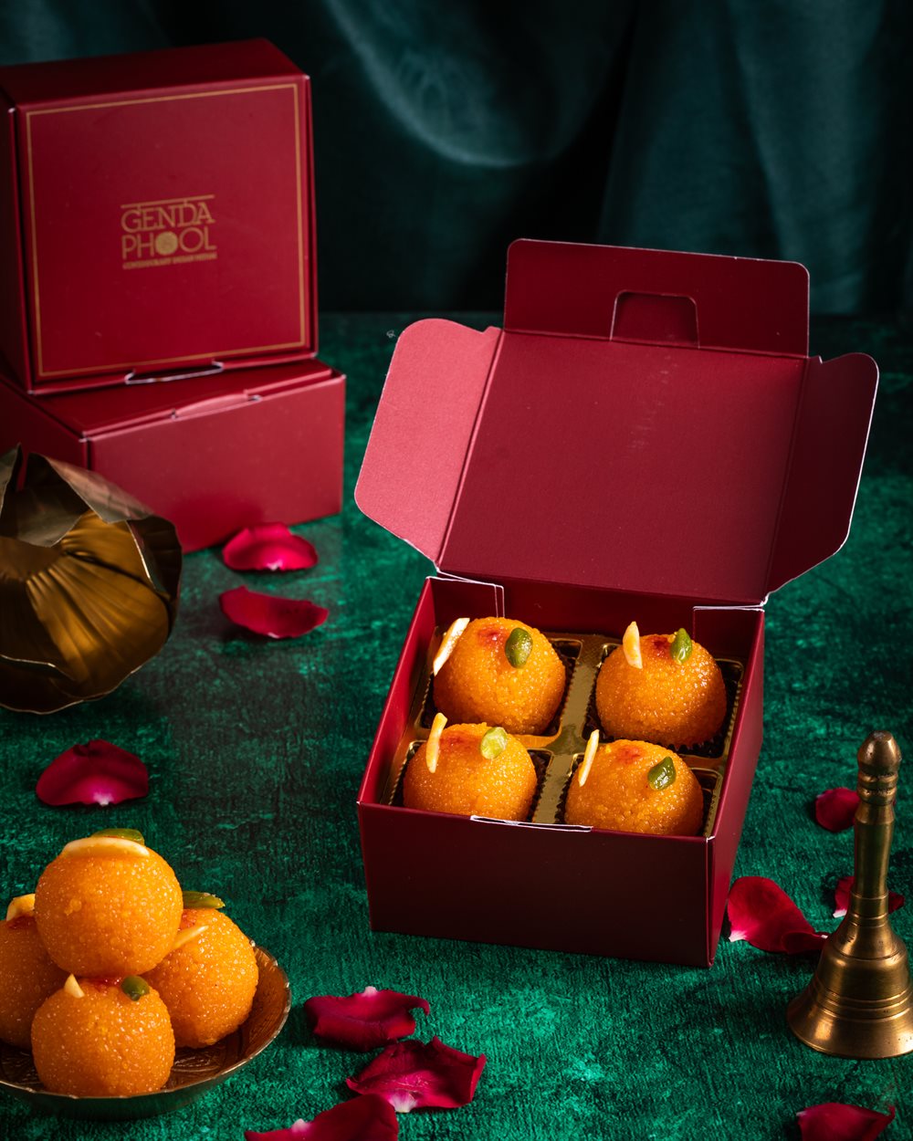 4 Piece Kesar Motichoor Laddu Box